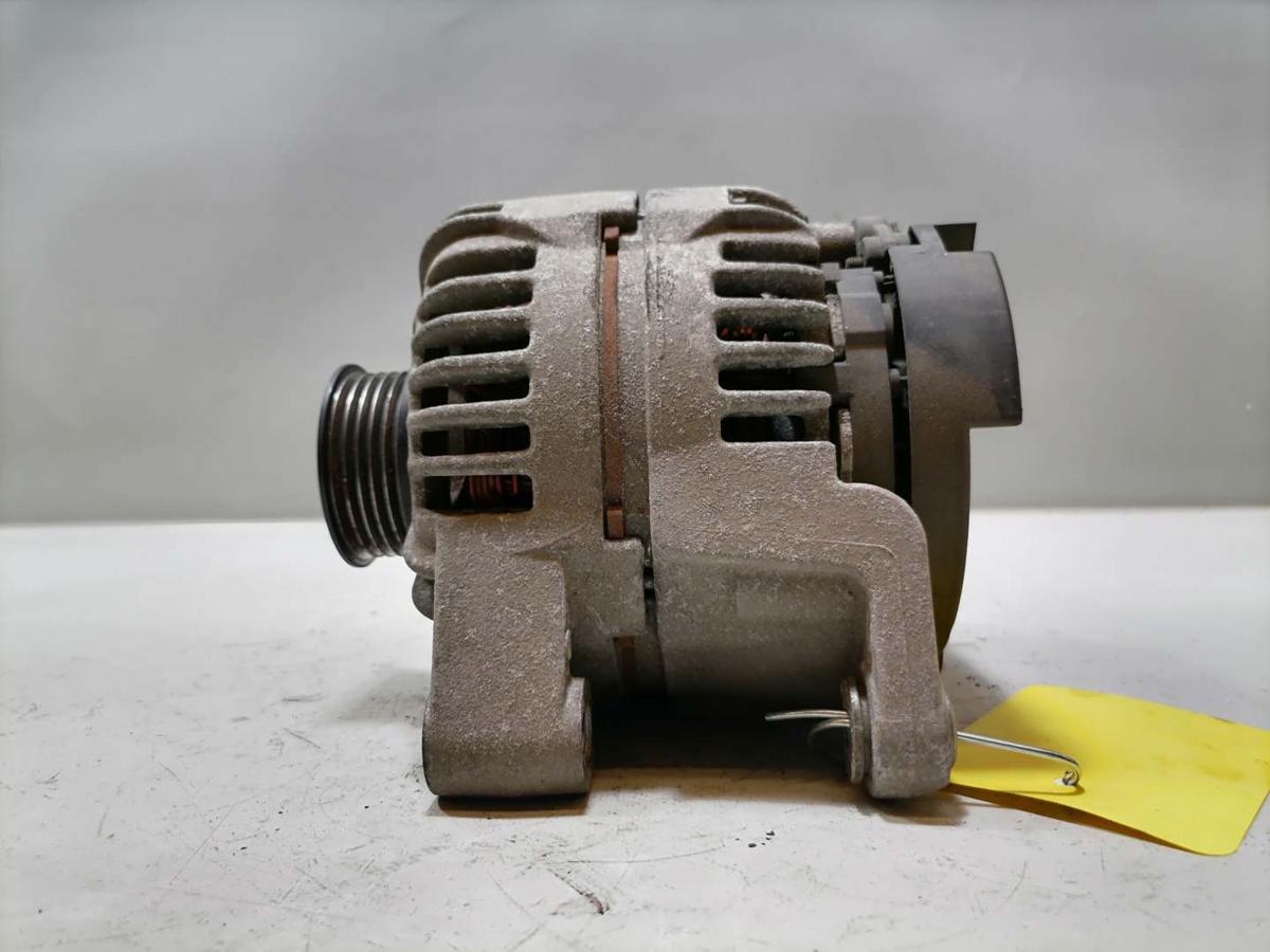 Opel Corsa D original Lichtmaschine Generator 1.2 59KW Bj.2007 Opel Corsa D original Lichtmaschine Generator 1.2 59KW Bj.2007